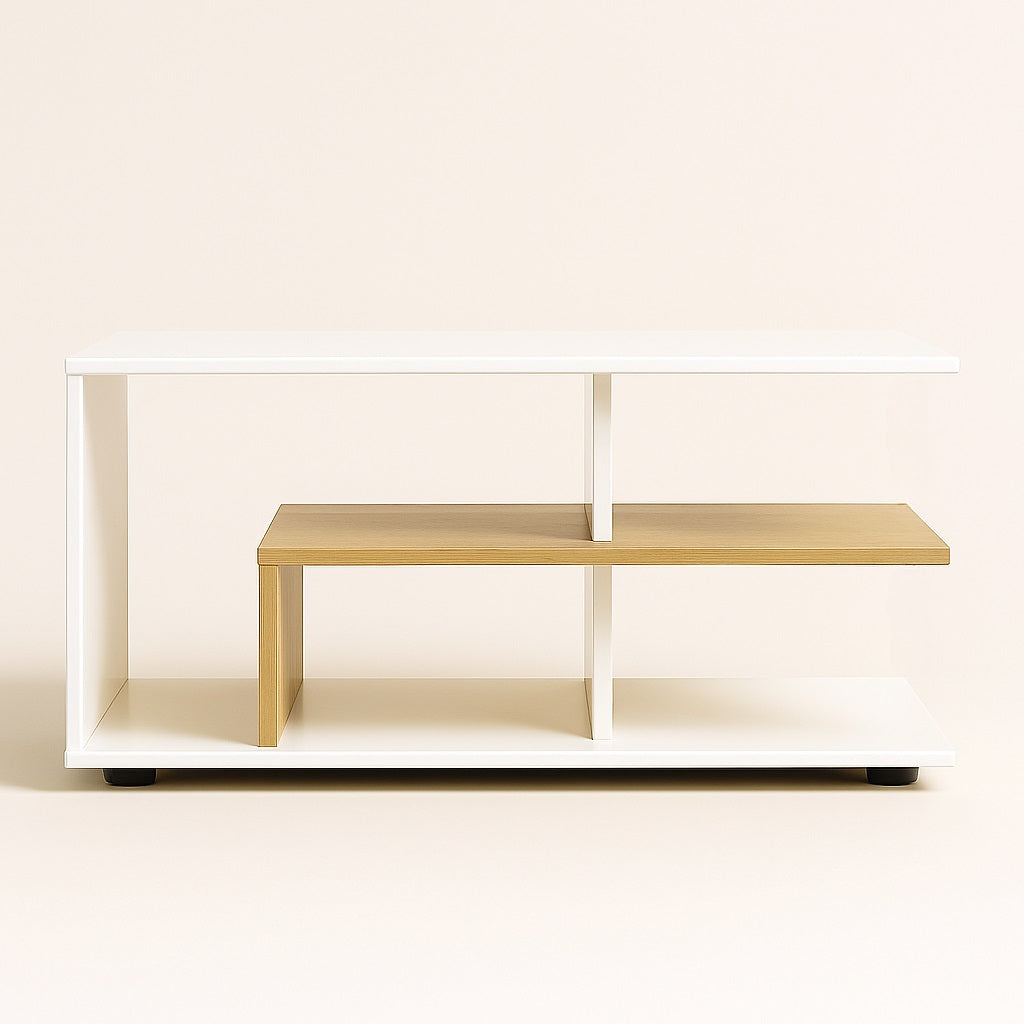 Table blanche en bois avec structure géométrique et deux niveaux de rangement.