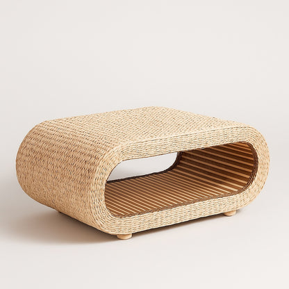 Table basse design en fibres tressées, table basse petite de forme ovale au style naturel.