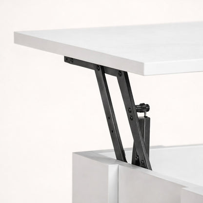 Détail du mécanisme d’ouverture d’une table basse relevable de salon, charnières métalliques robustes et discrètes