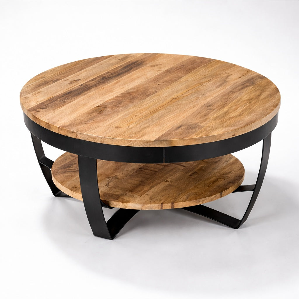 Table basse ronde en bois vue 3/4 sur fond blanc, table basse en bois avec étagère basse et métal noir