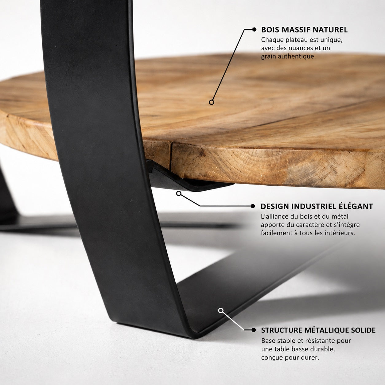 Détail pied métal noir et plateau, table basse ronde en bois robuste, table basse en bois finition industrielle