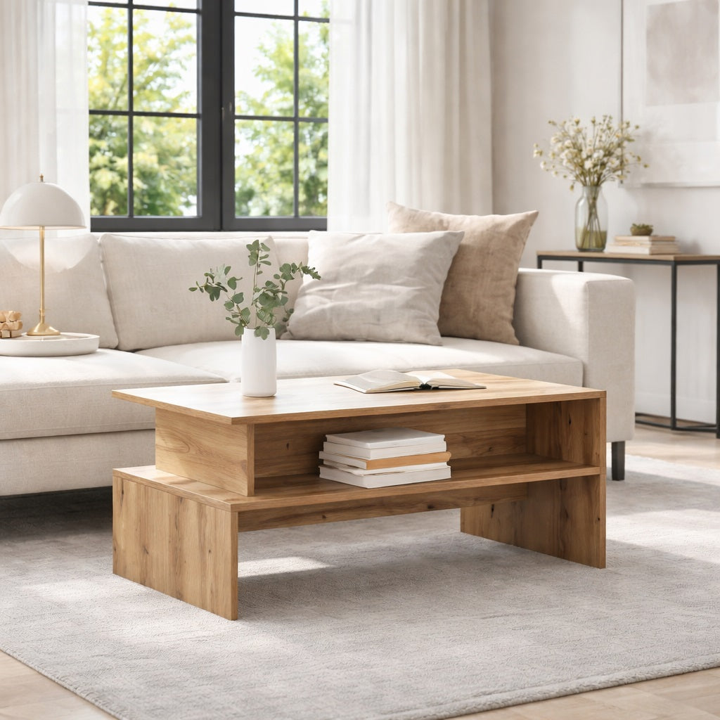 Table basse en bois chêne clair avec étagère dans un intérieur moderne, table basse de salon élégante