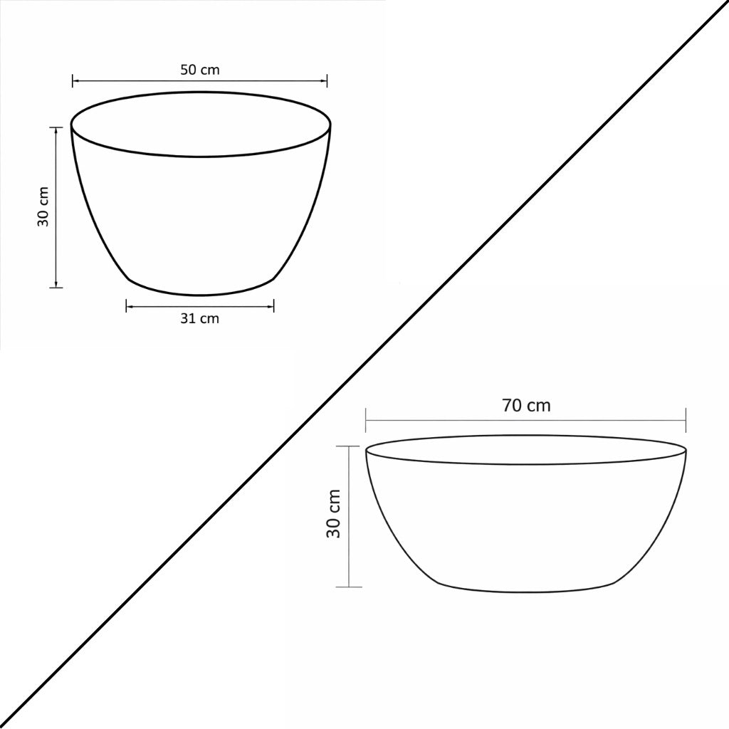 Table basse design ronde en métal doré martelé, forme organique, vue produit sur fond blanc.