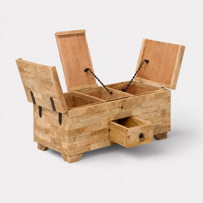 Table basse en bois coffre Kalyo avec tiroir central, idéale pour une table basse de salon naturelle et pratique.