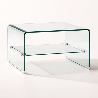 Table basse en verre design transparente avec étagère, lignes épurées et structure moderne sur fond blanc