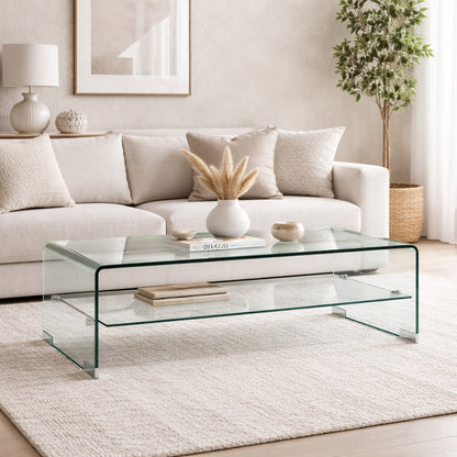 Table basse en verre dans salon, table basse design minimaliste avec double plateau transparent, déco lumineuse moderne