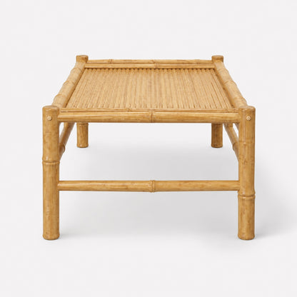 Vue latérale table basse de jardin en bambou naturel, table basse d'extérieur rectangulaire