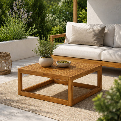 Table basse d’extérieur en bois installée sur une terrasse moderne, table basse de jardin élégante avec salon extérieur lumineux.