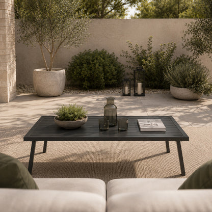 Grande table basse de jardin noire Veyron pour espace extérieur moderne et convivial